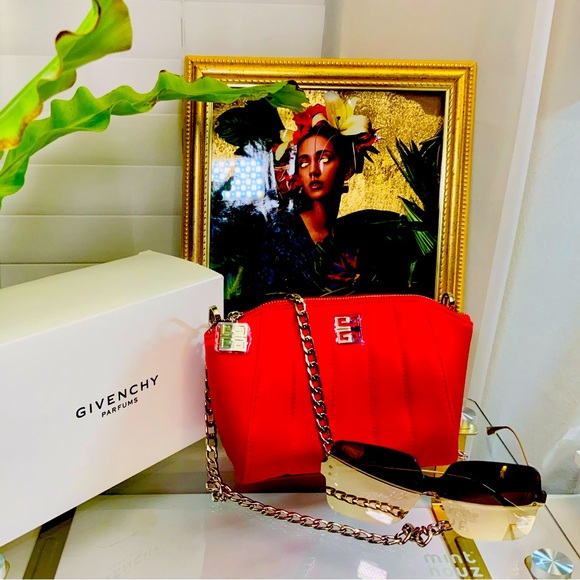 Givenchy Handbags - Givenchy Toiletry bag/ cosmetic/ makeup bag/ pouch / case NWOT